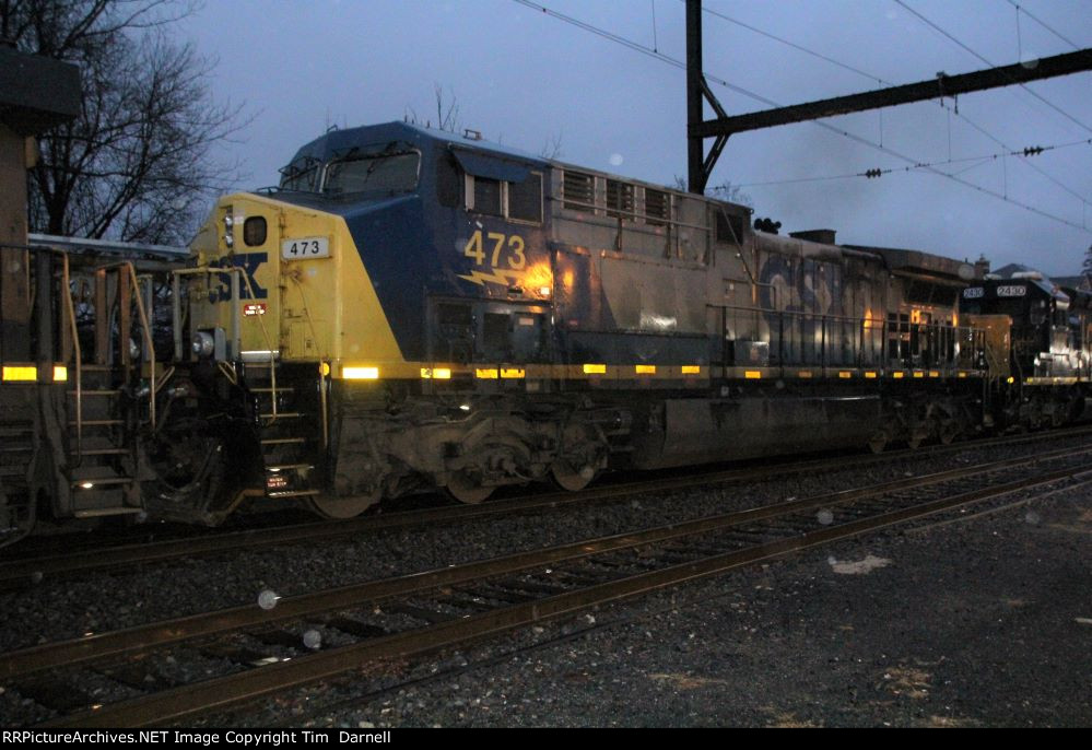 CSX 473 on Q410